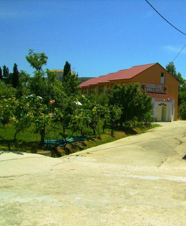 Aggelos Family Hotel Moraitika Exterior foto