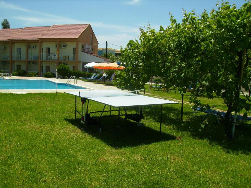 Aggelos Family Hotel Moraitika Exterior foto