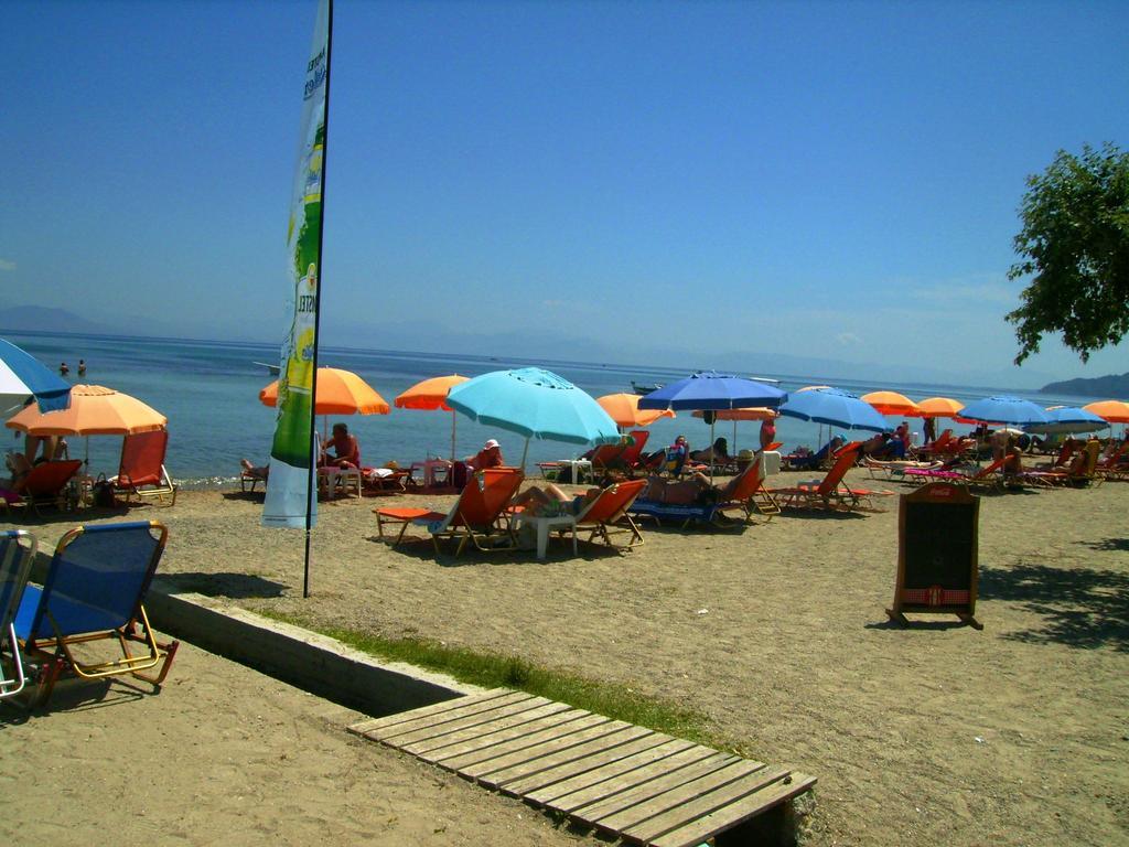 Aggelos Family Hotel Moraitika Exterior foto