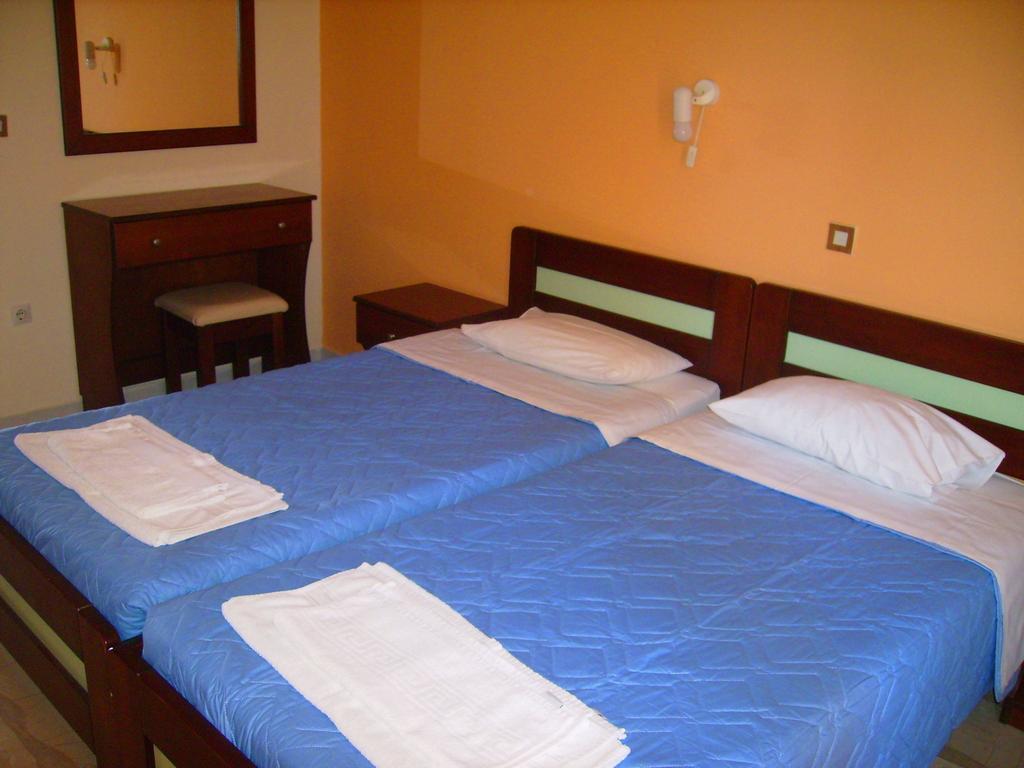 Aggelos Family Hotel Moraitika Exterior foto